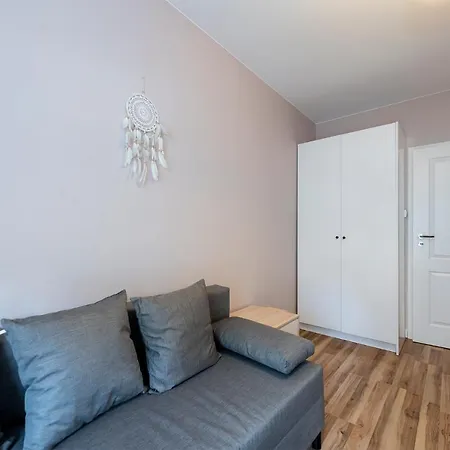 Luxury In -8- Free Parking Apartment *